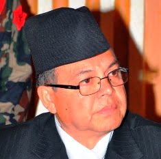माओवादीले संक्रमणकाल लम्ब्यायोः खनाल
