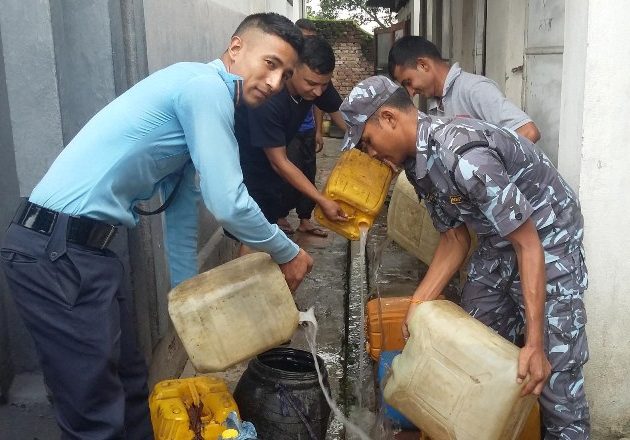 असी हजार बोट गाँजा र ७ सय लिटर घरेलु मदिरा नष्ट
