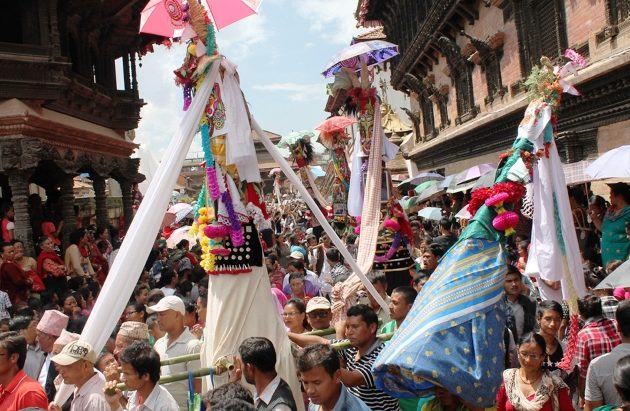 गाईजात्रा पर्व मनाइँदै, उपत्यकामा सार्वजनिक बिदा