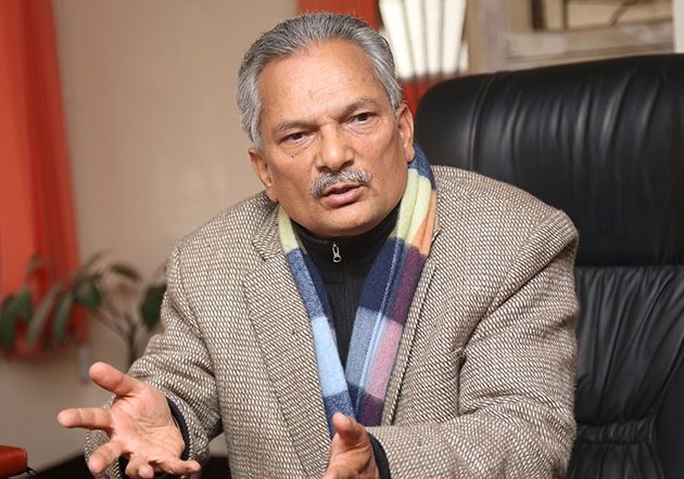 बाबुराम भट्टराई भन्छन्- शैक्षिक नीति हुनेखानेकै पक्षमा छ