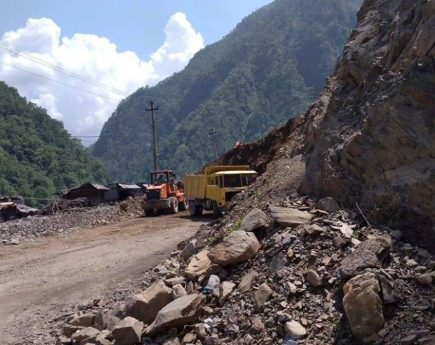 मुग्लिन-नारायणगढ सडकखण्डमा यही महिना भित्र कालोपत्रे गरिने