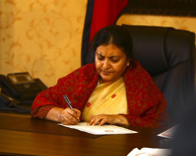 डा देवकोटाको निधनप्रति राष्ट्रपतिद्वारा समवेदना प्रकट