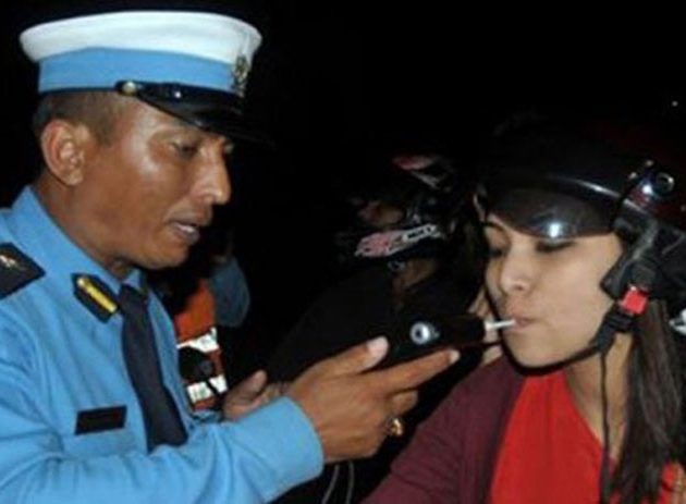 तीन लाख सवारी चालक मापसे कारवाहीमा