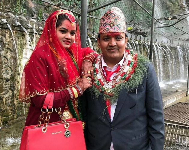 यम क्षेत्रीको आफ्नै बिहेमा छायांकन गरिएको लम्जुङ्गे मायालाई पर्वते बनाउछु’ गीत‘ (भिडियोसहित)