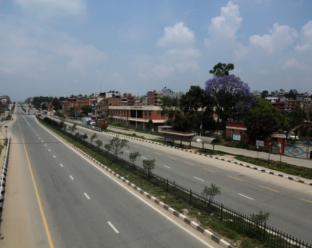 कारवाहीको माग गर्दै राजमार्ग बन्द