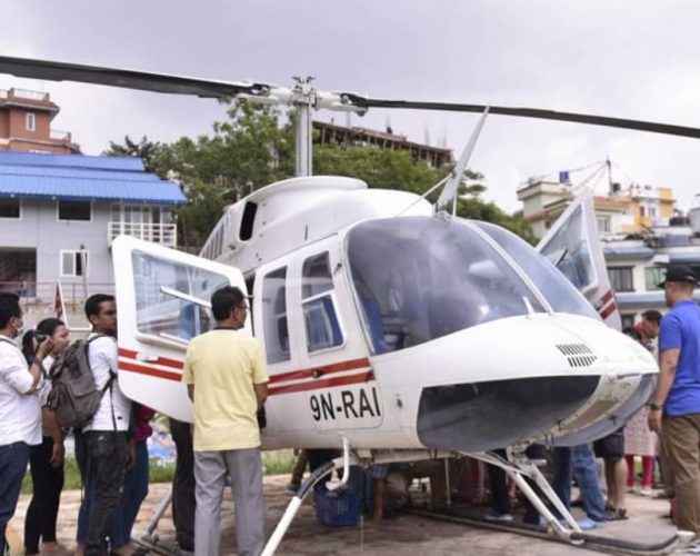 डा. उपेन्द्र देवकोटाले जन्मघरमा ४५ मिनेट बिताए