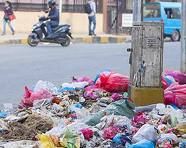 आफ्नै घरअगाडि फोहोर फाल्नेलाई अव यस्तो जरिवाना