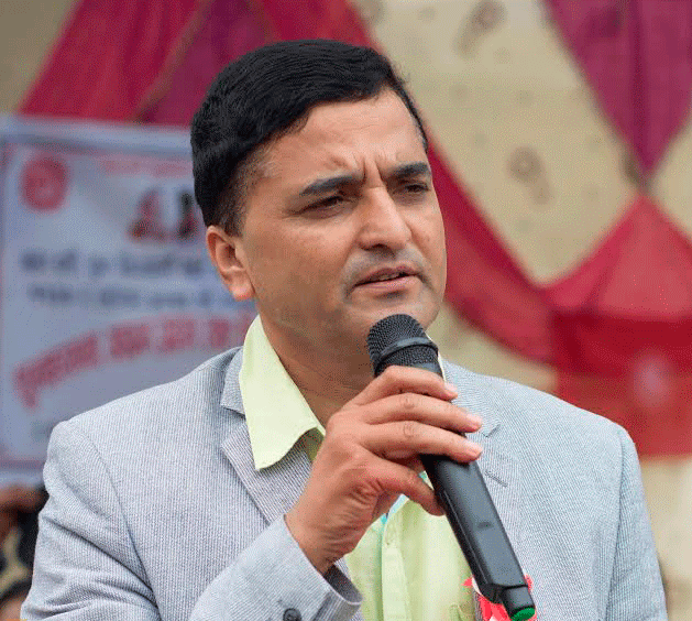 योगेश भट्टराईको सुझाव : अध्यक्ष ओलीले सहजतापूर्वक नेतृत्व हस्तान्तरण गर्नुपर्छ