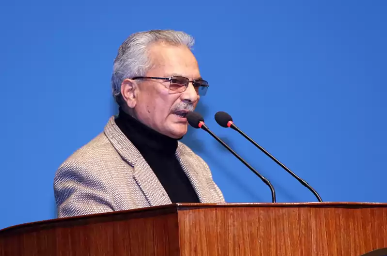 पूर्वप्रधानमन्त्री बाबुराम भट्टराई भारत जाँदै