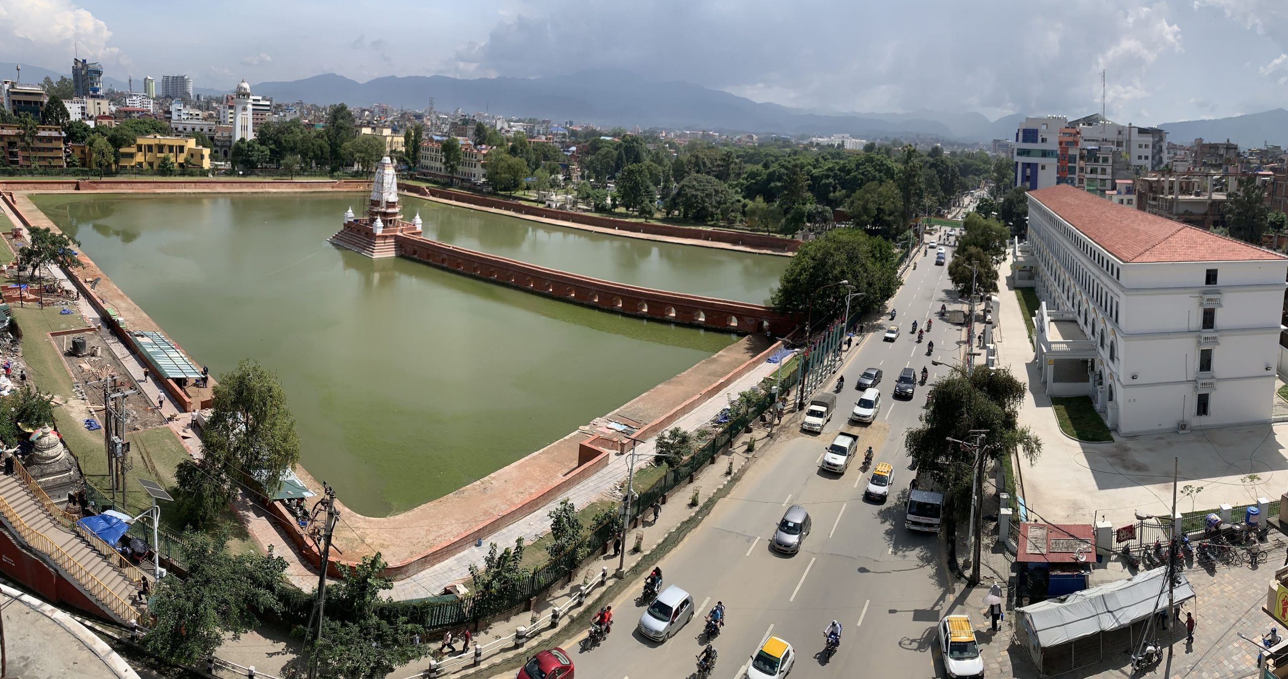 पानी भरिएपछिको रानीपोखरी !