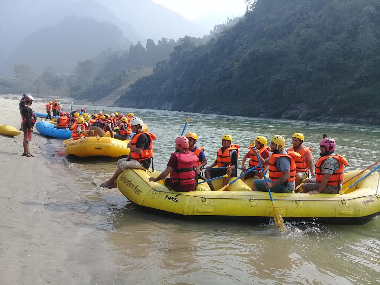 त्रिशुलीमा जलयात्रा…