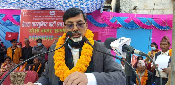 जनार्दन शर्मालाई गृहजिल्लामा कालो झण्डा