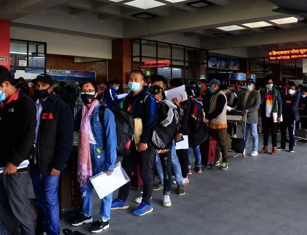 खाडीको विमान नचढ्दै  ‘बिक्री’ भइसक्छन् नेपाली महिला