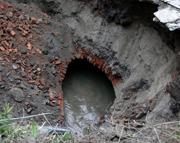 टुकुचामाथि बनेका घर नभत्काउन उच्च अदालतको आदेश