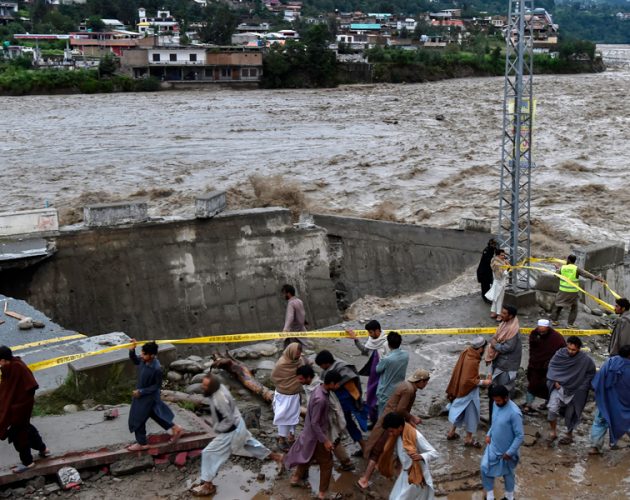 पाकिस्तानमा बाढीबाट १७०० को मृत्यु