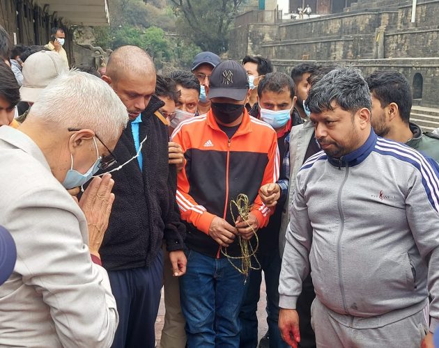 ‘जापान टोकियो’का गायक लम्सालको अन्त्येष्टि