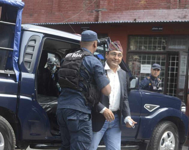 टोपबहादुरले थुनामुक्त हुन काठमाडौँ जिल्ला अदालतमा निवेदन दिए
