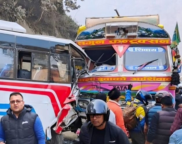 मुग्लिन-नारायणगढ सडक दुर्घटना अपडेट : सात सवारीसाधन एकापसमा ठोक्किँदा २१ जना घाइते
