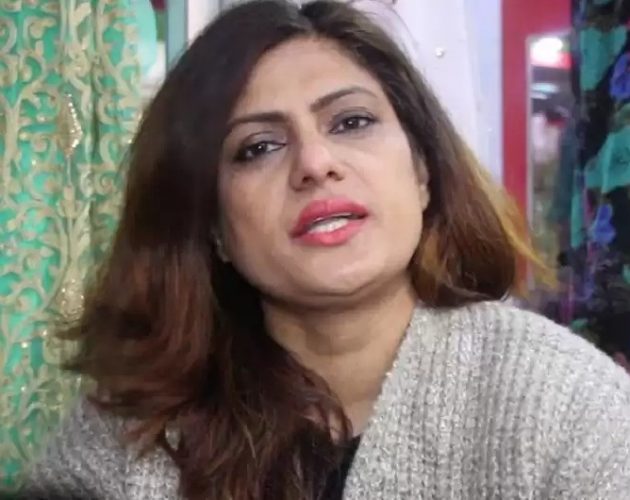 मनोज गजुरेलकी पूर्व पत्नी मिना ढकाल पक्राउ