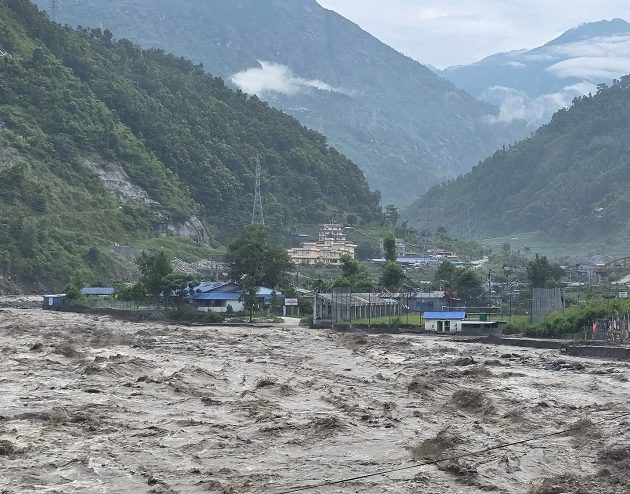 केरुङमा ठूलो वर्षा : रसुवा, नुवाकोट र धादिङमा अलर्ट