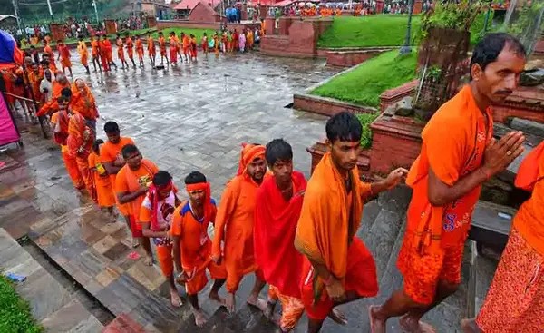 सुन्दरीजल खोलामा फसेका तीर्थयात्रीको नेपाली सेनाद्वारा सकुशल उद्धार