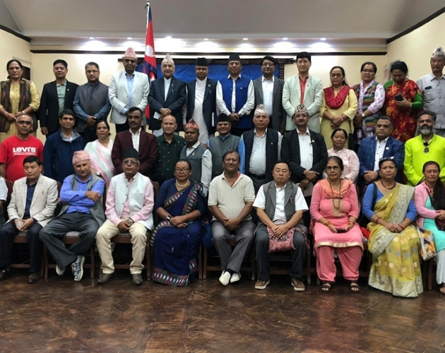 बालुवाटारमा ओलीको प्रशिक्षण- विद्याबाहेक कोही प्रतिस्पर्धी छैनन्, उहाँले छोडे सबै मिल्छ