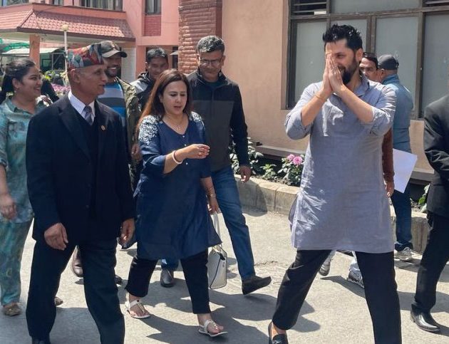 नख्खु कारागारबाट निस्किए रवि लामिछाने