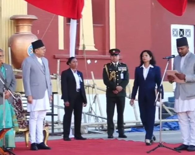 नवनियुक्त दुई मन्त्रीले लिए शपथ
