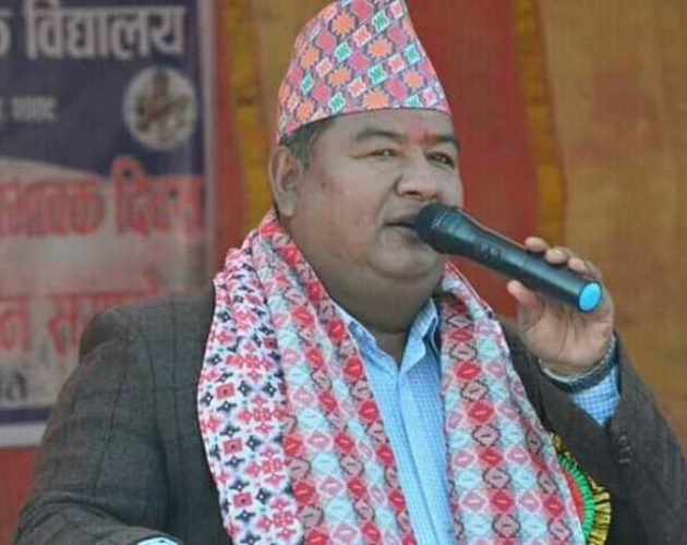 किसान श्रेष्ठ भन्छन् – ‘हामी निशर्त रूपमा एमालेमा फर्किंदैछौं’