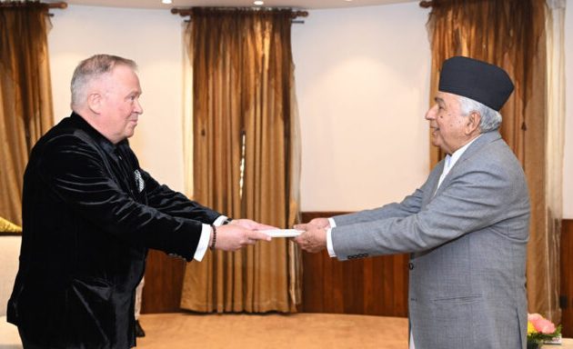 पाँच देशका नवनियुक्त राजदूतले राष्ट्रपतिलाई बुझाए ओहोदाको प्रमाणपत्र