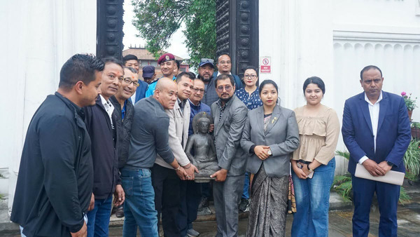चोरी भएर अमेरिका पुगेको बुद्ध मूर्ति आसनमै फिर्ता