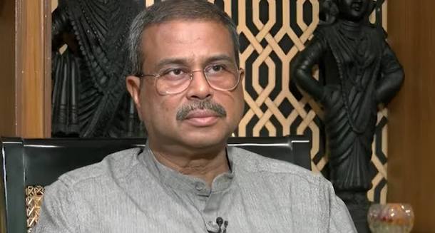 भारतका शिक्षामन्त्री धर्मेन्द्र प्रधानले दिए राजीनामा